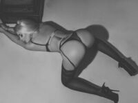 hot striptease webcam DorothyLake