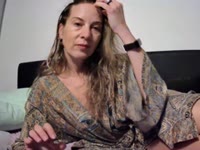 I’m an attractive MILF with a great body and brains. I’m always open for a nice chat and a listening ear — and we can see what else you might want from me…..
Hallo lekkere mannen , ik wacht op jullie.Heb veel leuke geile plannetjes in gedachten.Neem mij mee naar de VIP en ik zal je niet teleurstellen.