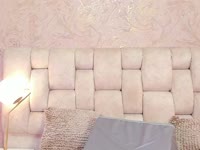 Sarà sexy, birichina e furba, una dolcezza carina e focosa. Posso muovere il mio grosso culo in modo sensuale e toccare la mia figa rosa e bagnata con delicatezza e sensualità. Sarà molto eccitante per me, e se mi piaci, sarà eccitante anche per te. Potremo iniziare conversazioni piene di erotismo o di argomenti che abbiamo in comune, o semplicemente goderci il piacere, le risate e l