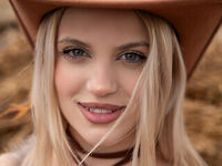 mastubating web cam girl Eden