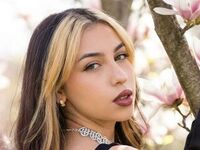 camgirl chat room MeganLewit