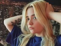 girl cam free MonnieMoniz