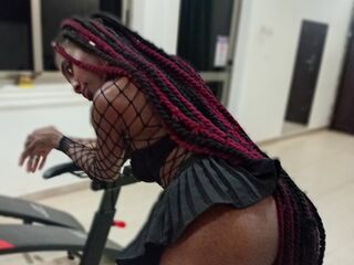 topless camgirl NayaVella