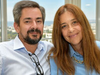 sexcam couple AlexeSofia