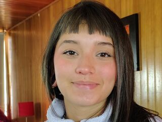 cam girl playing with vibrator AliceMorely