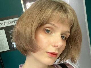 nude webcamgirl AlitaPatti