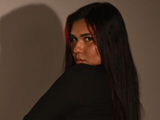 free live chatroom AlizLatifa