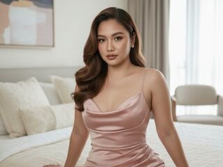 naughty camgirl fingering shaved pussy AlliyahJacobss