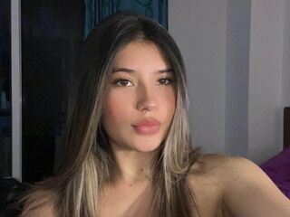 jasmin camgirl chatroom AmberEgan