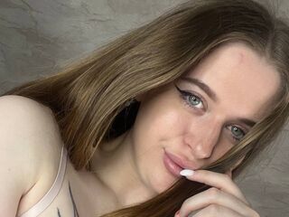 masturbating webcam girl BetanyFoks