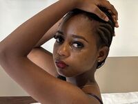 naughty camgirl fingering shaved pussy BrianaHadid