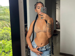 naked cam chat CarolineCartson