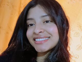 cam chatroom ChloeRocher