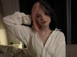 cam chat room ClaudineKrentz