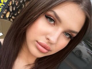 naked girl with webcam masturbating with sextoy CoraLennox