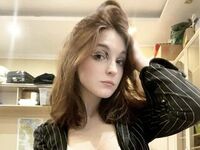 Kinky webcam girl DaisyGartrell