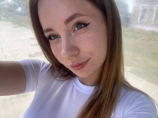 camwhore shaving pussy ElowenStar
