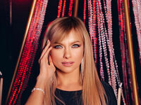 naked cam girl fingering pussy EmberHarrison