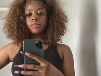 topless camgirl EnoyElla