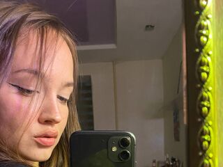 fingering webcam girl EvaPovilain