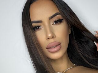 camgirl live EvaYvez