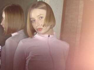 chat room webcam IngraKate