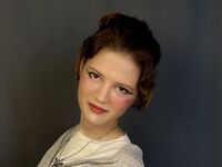 camgirl masturbating with sex toy IrisKemp