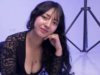 chatroom webcam picture IsabellaBot