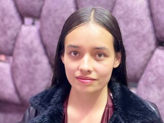 naughty cam photo IssaMontenegro