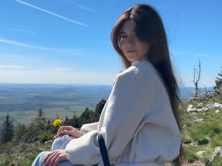beautiful girl webcam IvannaBloss