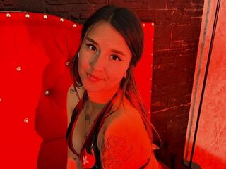 camgirl masturbating with dildo IzaNoire