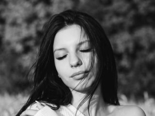 topless camgirl JanettaVanhove