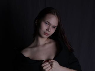 fingering cam whore JesseniaLitt
