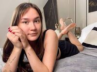 camgirl playing with sextoy JessicaHeat