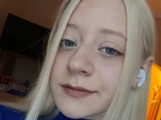 girl naked JoannieMaglioli