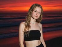 camwhore spreading pussy KeilaSmiekowski