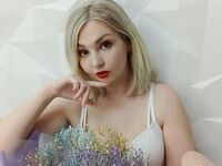 naked girl with webcam masturbating with dildo KiraCullen