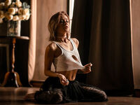 sex video LeilaLoveton