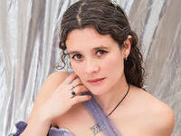 camwhore fingering shaved pussy LiaMercur