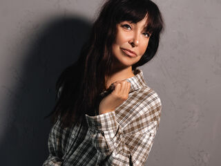 girl naked LindaPowells