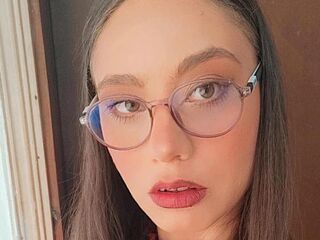 free live sexcam MadeCristine