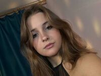 masturbating cam girl MaireGauci