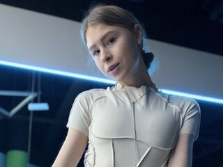 naked cam girl masturbating MammieRamp