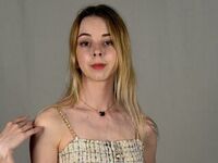 sexy webcamgirl picture MarieWard