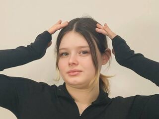 naughty cam girl fingering pussy MauritaRoberge