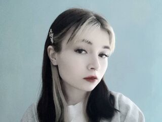 masturbating cam girl MelissaLey