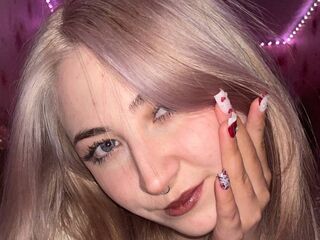 sexy webcamgirl picture MelitaHogston
