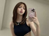 nude webcamgirl photo MiaBounty