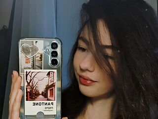 camwhore video MitziBreech