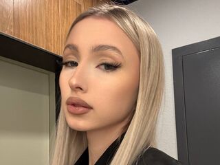 cam hooker MyongDegado